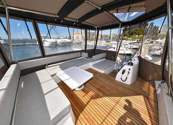 Noleggiare catamaran in Marina Tankerkomerc - Bali 4.6