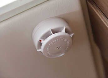 Noleggiare catamaran in Marina Tankerkomerc - Bali 4.6