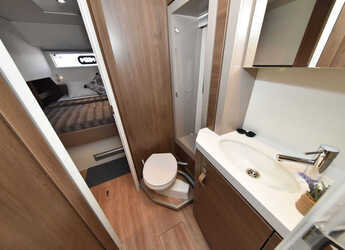 Noleggiare catamaran in Marina Tankerkomerc - Bali 4.6