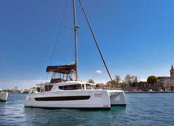 Noleggiare catamaran in Marina Tankerkomerc - Bali 4.6