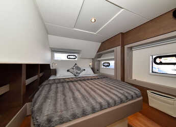 Noleggiare catamaran in Marina Tankerkomerc - Bali 4.6