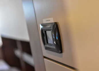 Noleggiare catamaran in Marina Tankerkomerc - Bali 4.6