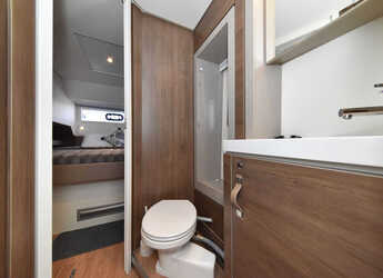 Noleggiare catamaran in Marina Tankerkomerc - Bali 4.6