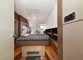 Noleggiare catamaran in Marina Tankerkomerc - Bali 4.6