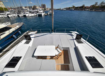 Noleggiare catamaran in Marina Tankerkomerc - Bali 4.6