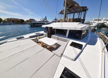 Noleggiare catamaran in Marina Tankerkomerc - Bali 4.6