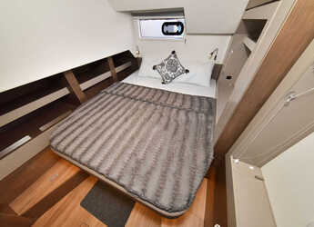 Noleggiare catamaran in Marina Tankerkomerc - Bali 4.6