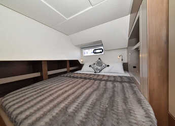 Noleggiare catamaran in Marina Tankerkomerc - Bali 4.6