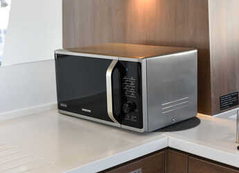 Noleggiare catamaran in Marina Tankerkomerc - Bali 4.6