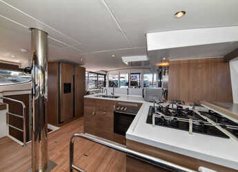 Noleggiare catamaran in Marina Tankerkomerc - Bali 4.6