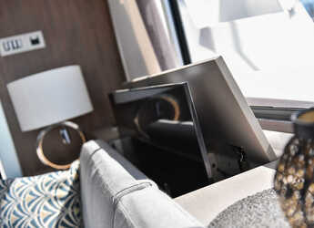 Noleggiare catamaran in Marina Tankerkomerc - Bali 4.6