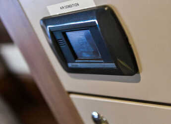 Noleggiare catamaran in Marina Tankerkomerc - Bali 4.6