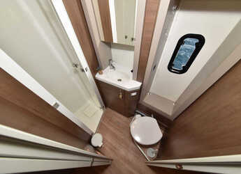 Noleggiare catamaran in Marina Tankerkomerc - Bali 4.6