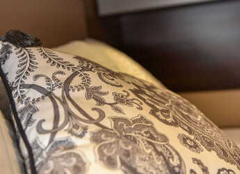 Noleggiare catamaran in Marina Tankerkomerc - Bali 4.6