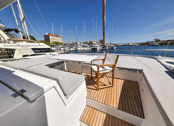 Noleggiare catamaran in Marina Tankerkomerc - Bali 4.6