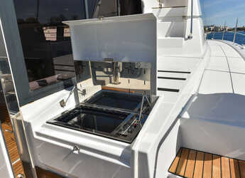 Noleggiare catamaran in Marina Tankerkomerc - Bali 4.6