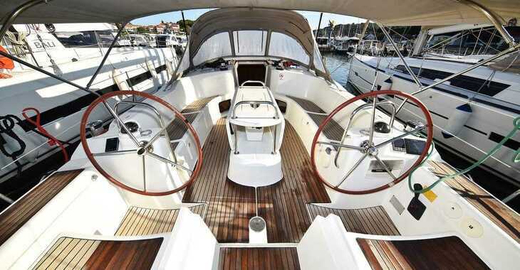 Rent a sailboat in Veruda Marina - Sun Odyssey 44 i