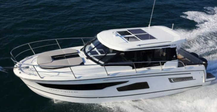 Rent a motorboat in Marina Tankerkomerc - Merry Fisher 1095