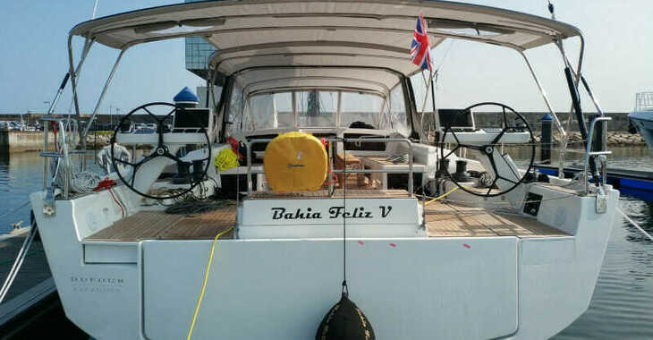 Chartern Sie segelboot in Marina Kremik - Dufour 63 Exclusive