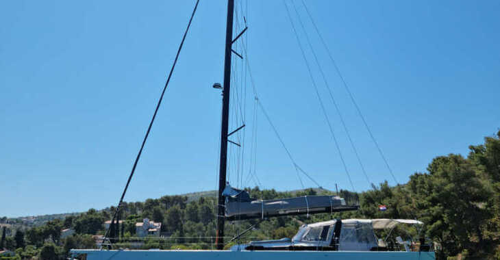 Rent a sailboat in Marina Kremik - Dufour 63 Exclusive