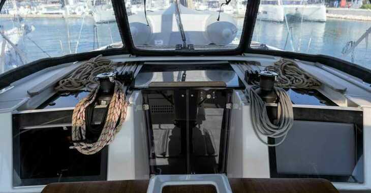 Chartern Sie segelboot in SCT Marina Trogir - Dufour 460