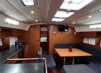 Rent a sailboat in Marina Sukosan (D-Marin Dalmacija) - Bavaria Cruiser 45