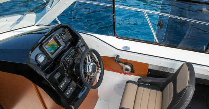 Rent a motorboat in Marina Lošinj - Merry Fisher 795