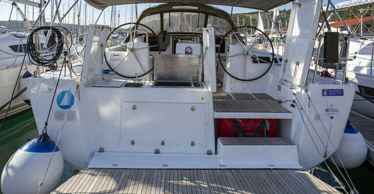 Rent a sailboat in Veruda Marina - Dufour 460 Grand Large