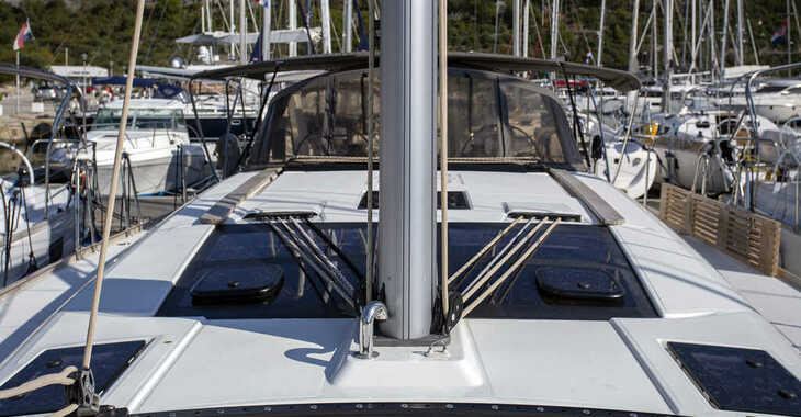 Rent a sailboat in Veruda Marina - Dufour 460 Grand Large
