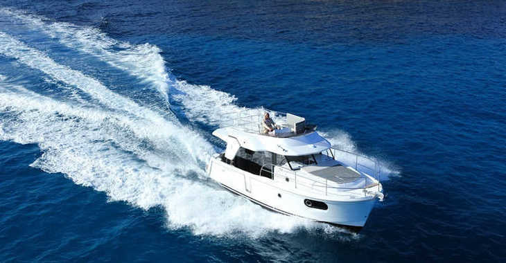 Chartern Sie motorboot in Veruda - Swift Trawler 30