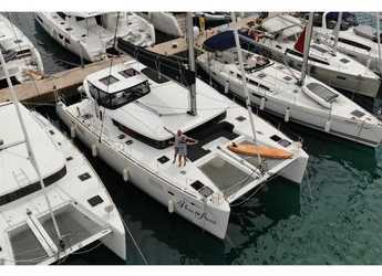 Rent a catamaran in Marine Pirovac - Lagoon 450 Sport