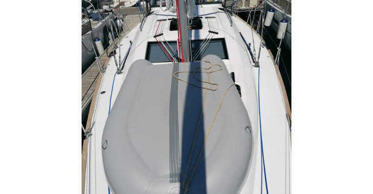 Rent a sailboat in Marina Kremik - Elan 40.1