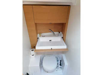 Alquilar velero en Marina Kremik - Elan E5