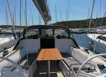 Alquilar velero en Marina Kremik - Elan E5