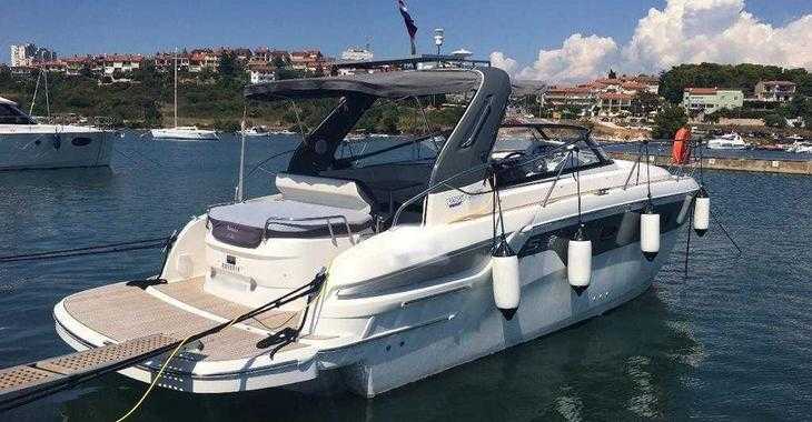 Louer bateau à moteur à SCT Marina Trogir - Bavaria S32 Open