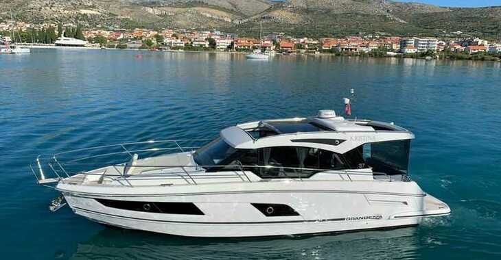 Louer bateau à moteur à SCT Marina Trogir - Grandezza 37 CA