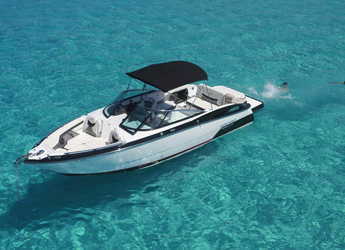 Rent a motorboat in Marina Ibiza - Monterey 268 Super Sport