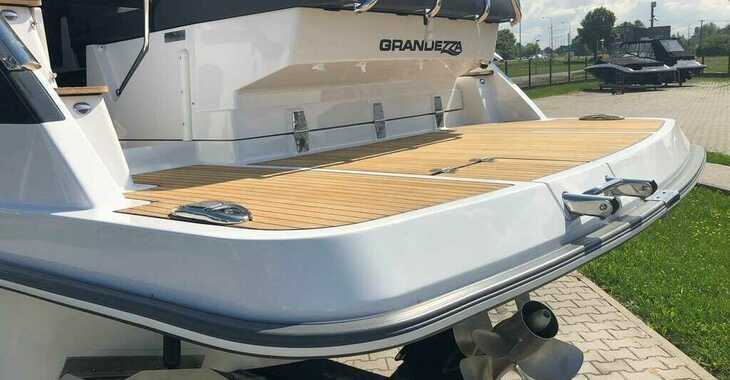 Rent a motorboat in Marina Sukosan (D-Marin Dalmacija) - Grandezza 280C