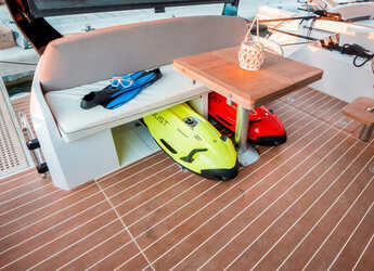 Rent a yacht in Marina Stobreč - Sessa Fly 47