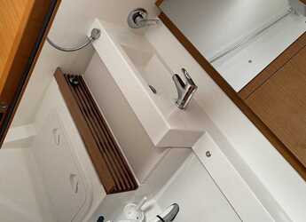 Alquilar velero en Volos - Sun Odyssey 490