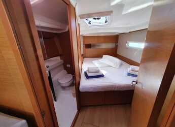 Chartern Sie segelboot in Volos - Sun Odyssey 410