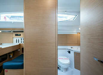 Rent a sailboat in Nidri Marine - Elan 45 Impression