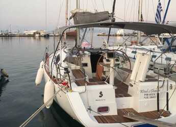 Rent a sailboat in Paros Marina - Oceanis 37
