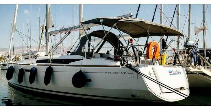 Chartern Sie segelboot in Lavrion Marina - Sun Odyssey 449