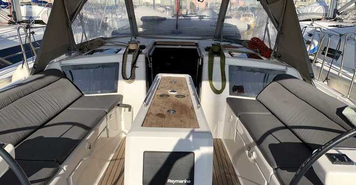 Rent a sailboat in Cleopatra marina - Dufour 390 Grand Large