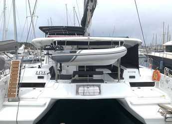 Rent a catamaran in Port Lavrion - Lagoon 42