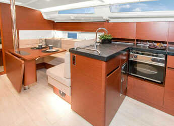 Alquilar velero en Olympic Marine - Hanse 388