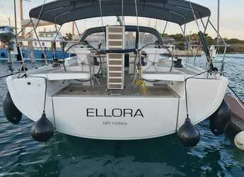 Rent a sailboat in Lavrion Marina - Hanse 548