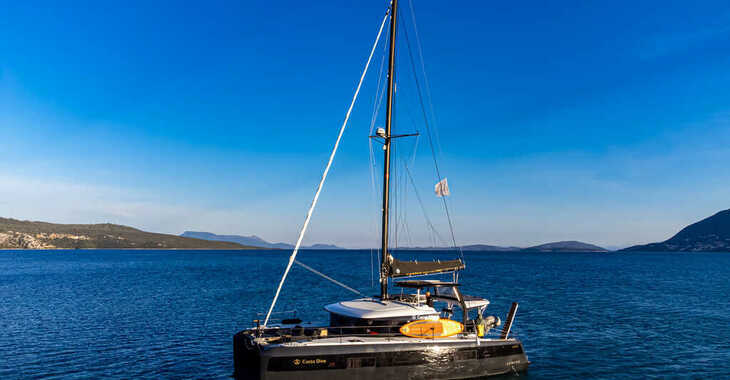 Alquilar catamarán en Puerto de Lefkas - Lagoon 42