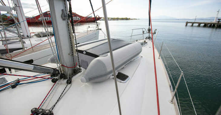 Chartern Sie segelboot in Keramoti Marina - Sun Odyssey 49